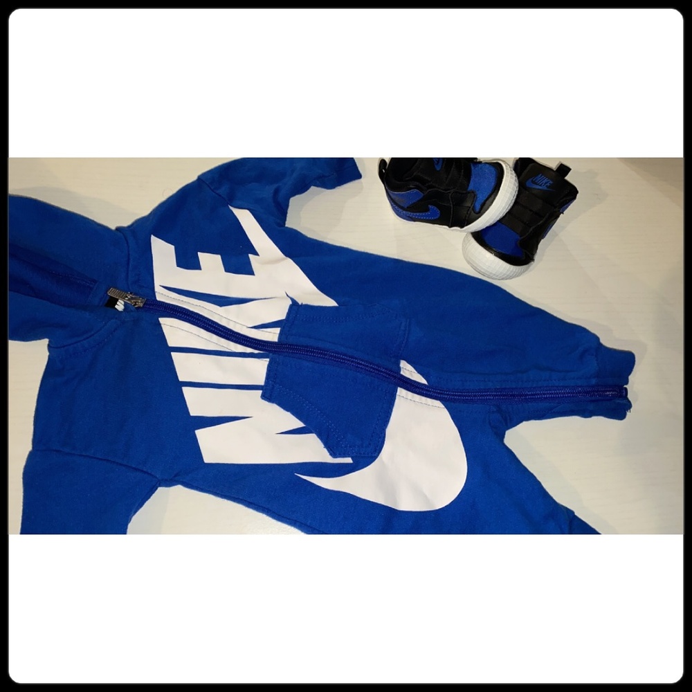 Nike Toddler One piece w Nike Sneakers
